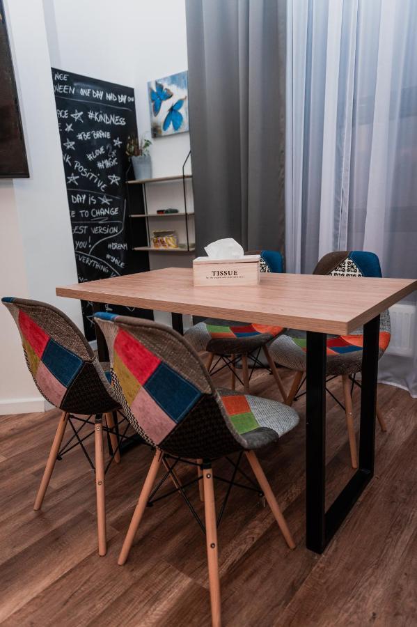 קריובה Puzzle Apartaments&Studios מראה חיצוני תמונה