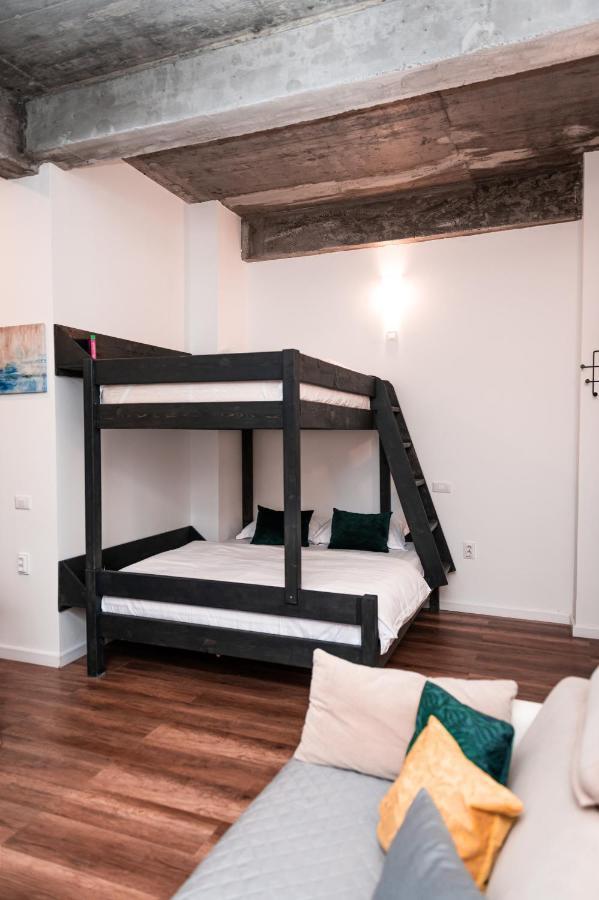 קריובה Puzzle Apartaments&Studios מראה חיצוני תמונה