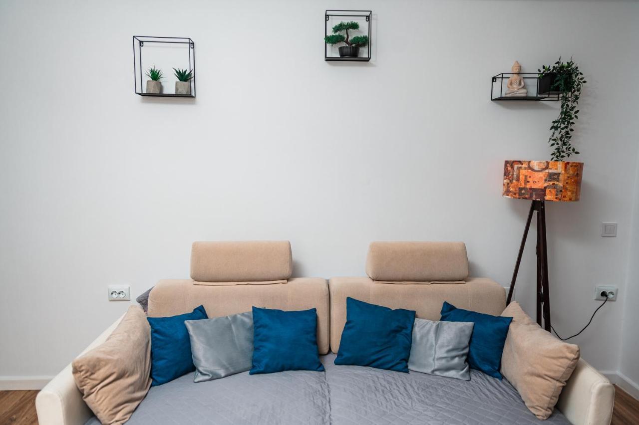 קריובה Puzzle Apartaments&Studios מראה חיצוני תמונה